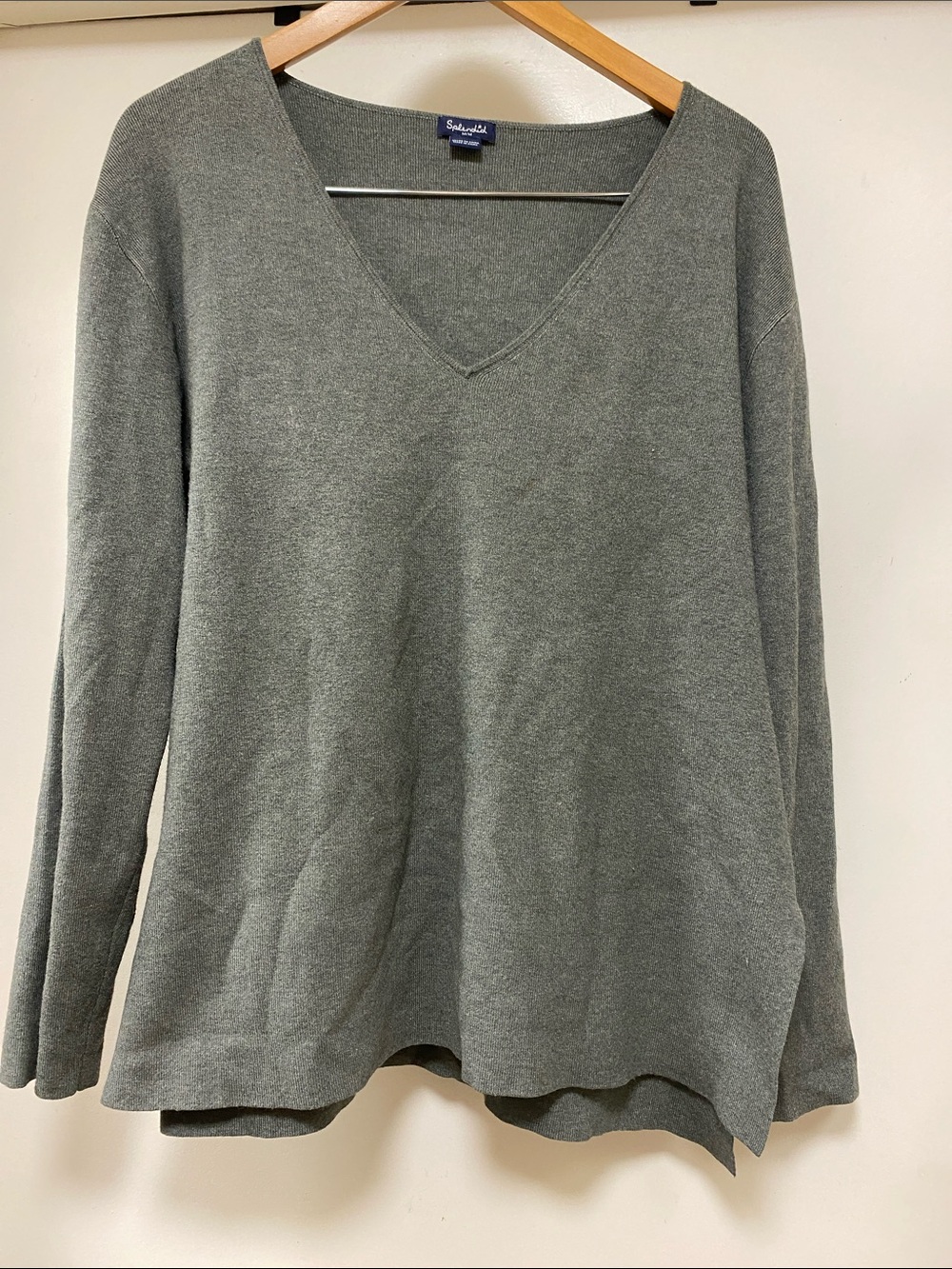 Splendid Olive Gray V-Neck Women's Sweater